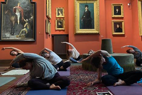 yoga musée henner 